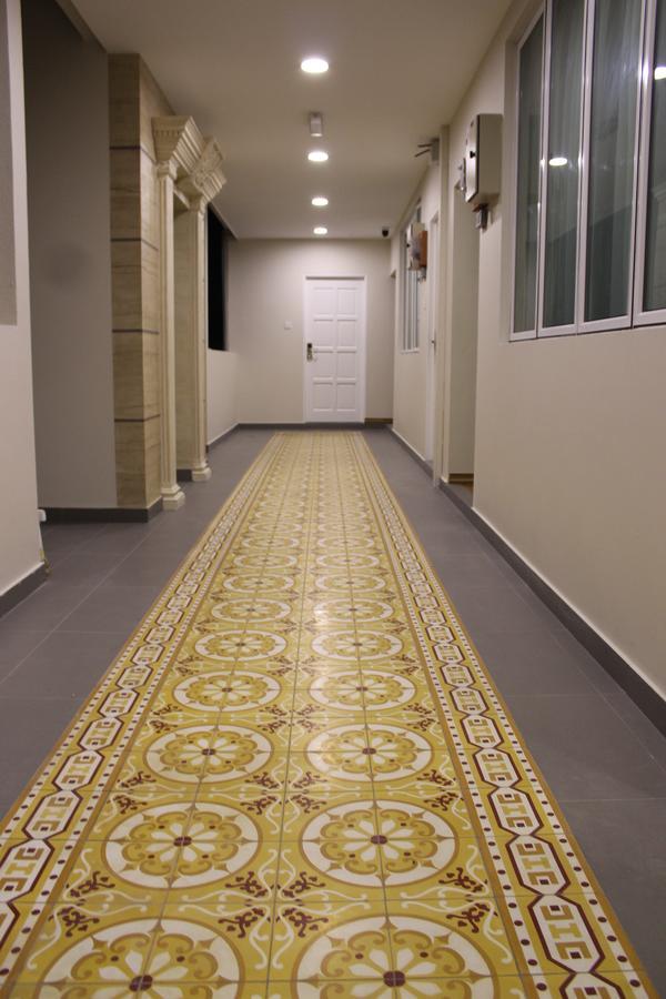 威尼斯山林小屋 斯里巴加湾市 外观 照片